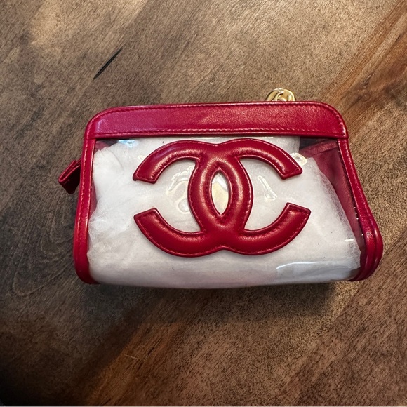 Vinyl CC Logo Cosmetic Pouch Red - Picture 4 of 10